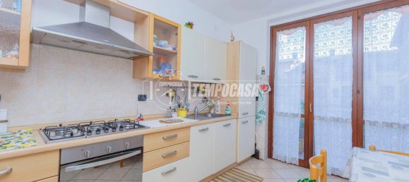 Apartamento de 2 dormitorios en Motta Visconti, Italy No. 372554 6