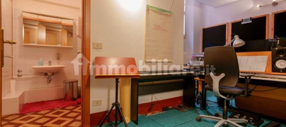 3 rooms Office in Bologna, Italy No. 16783 20