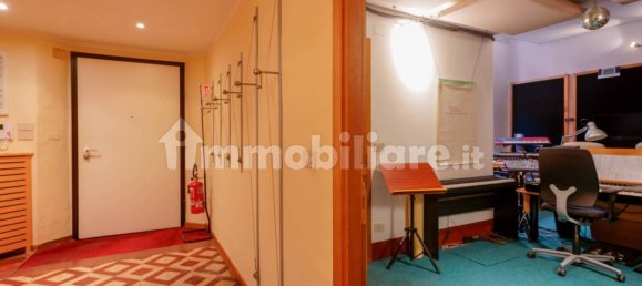 3 rooms Office in Bologna, Italy No. 16783 19