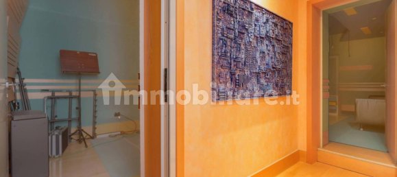 3 rooms Office in Bologna, Italy No. 16783 13
