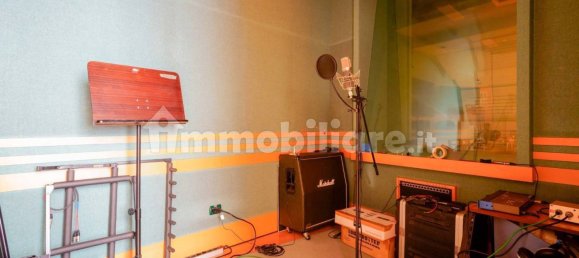 3 rooms Office in Bologna, Italy No. 16783 14