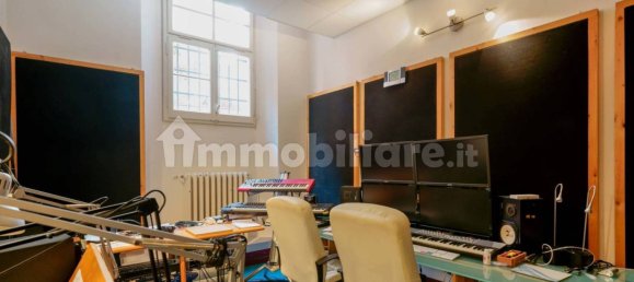 3 rooms Office in Bologna, Italy No. 16783 28