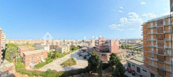 3 Schlafzimmer Wohnung in Syracuse, Italy, Nr. 270162 2