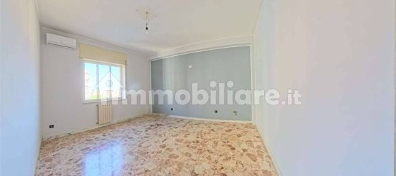 3 Schlafzimmer Wohnung in Syracuse, Italy, Nr. 270162 10