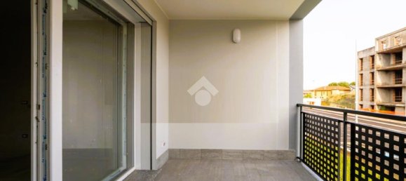 Квартира с 3 комнатами в Гудо Висконти, Италия № 112762 12