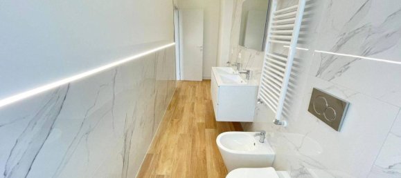 2غرفة شقة في Turin, Italy رقم 35965 9