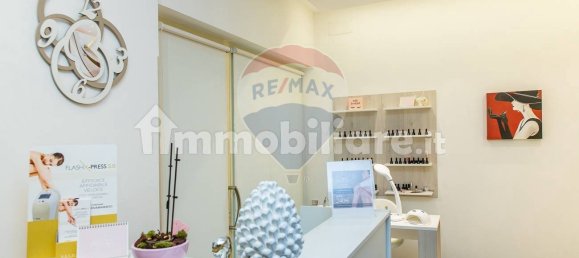 2غرفة عقار تجاري في Acireale, Italy رقم 72814 12