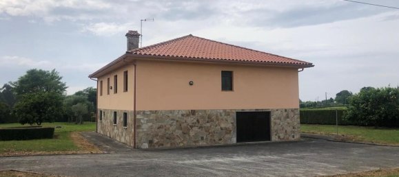 4 bedrooms House in A Coruna, Spain No. 162070 9