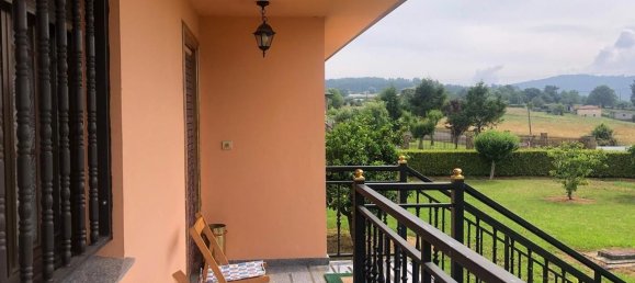 4 bedrooms House in A Coruna, Spain No. 162070 11