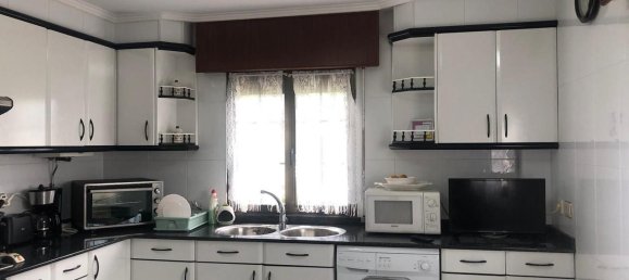 4 bedrooms House in A Coruna, Spain No. 162070 14