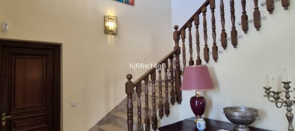 3 bedrooms Villa in Marbella, Spain No. 135737 16