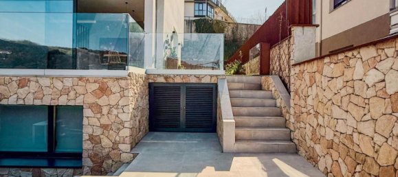 5 bedrooms House in Basque Autonomous Community, Spain No. 163309 30