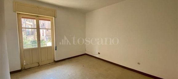 4 rooms Apartment in Calascibetta, Italy No. 46565 9