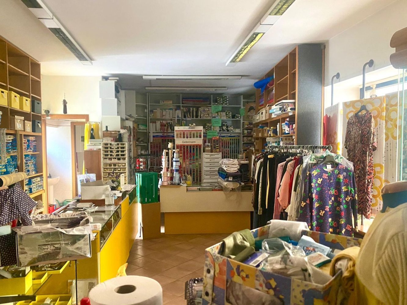 63m² Commercial property in Borgo Ticino, Italy No. 126034