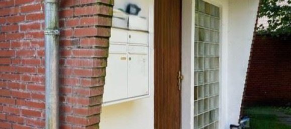 6 rooms House in Leer, Germany No. 207990 4