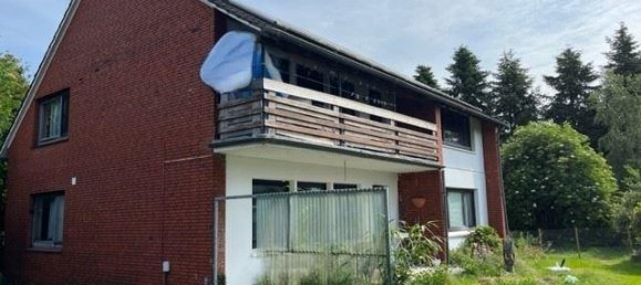 6 rooms House in Leer, Germany No. 207990 2