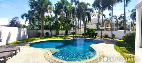 3 bedrooms Cafe / restaurant in Pattaya, Thailand No. 19848 2