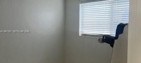 2 chambres villa à louer à Miami, Miami-Dade, Florida, USA № 615692 2