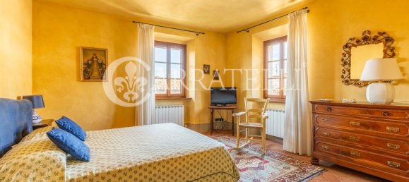 4 bedrooms Villa in Radicofani, Italy No. 78404 17