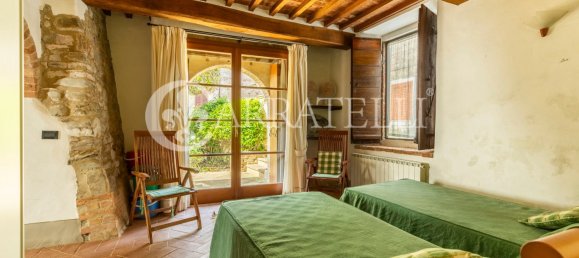 4 bedrooms Villa in Radicofani, Italy No. 78404 23