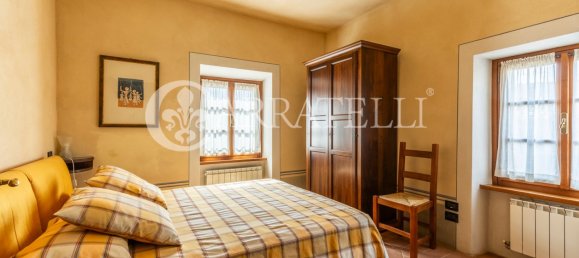 4 bedrooms Villa in Radicofani, Italy No. 78404 15