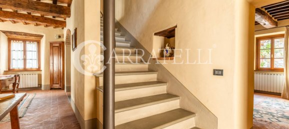 4 bedrooms Villa in Radicofani, Italy No. 78404 13