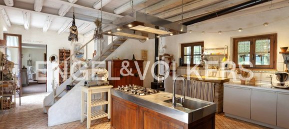 8 غرف نوم منزل في Monzambano, Italy رقم 115681 8