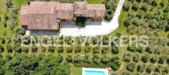 8 غرف نوم منزل في Monzambano, Italy رقم 115681 3