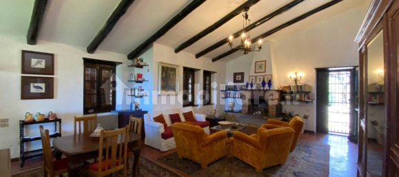 13 bedrooms House in Montecchio, Italy No. 189065 4