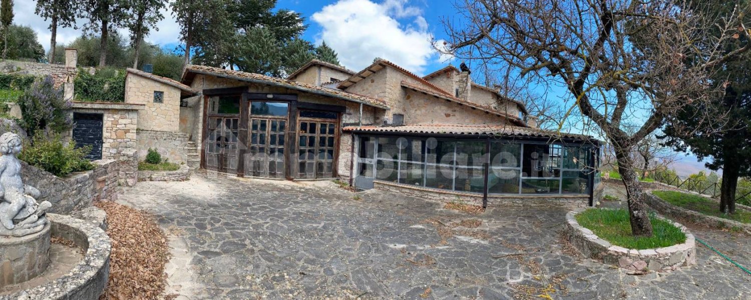 13 bedrooms House in Montecchio, Italy No. 189065