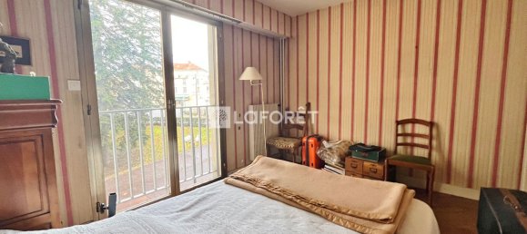 3 bedrooms Apartment in Versailles, France No. 181843 6