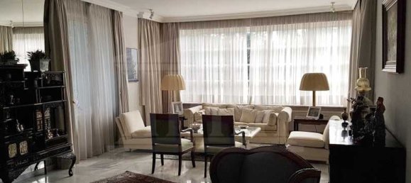 5 bedrooms Villa in Nicosia, Cyprus No. 21168 7