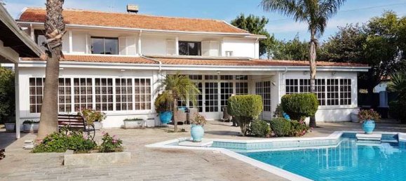 5 bedrooms Villa in Nicosia, Cyprus No. 21168 2