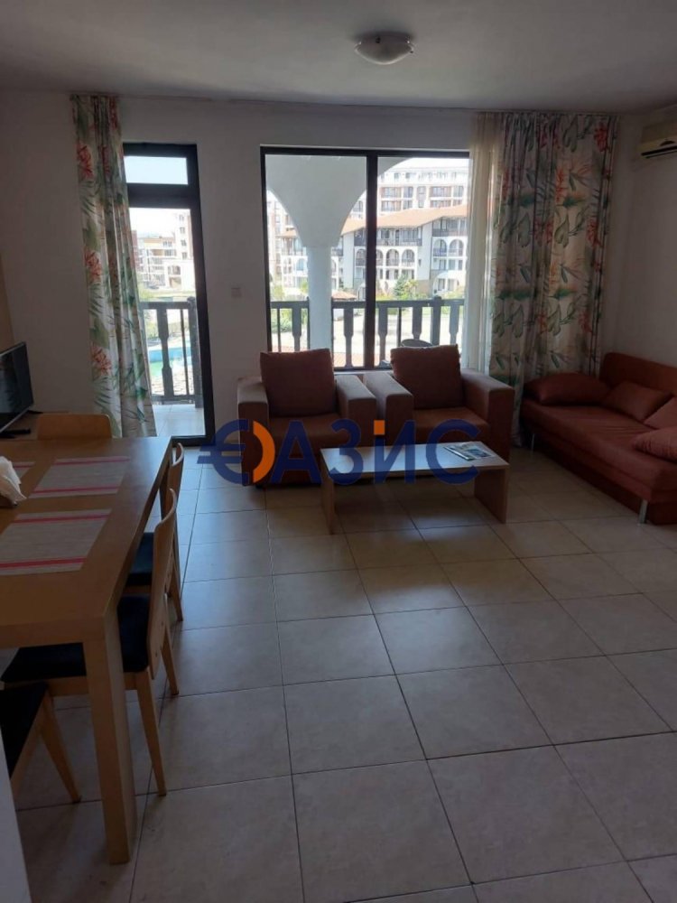 Квартира с 2 спальнями в Свети-Влас, Болгария № 758