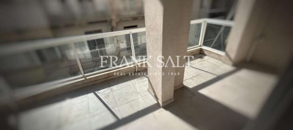 3 chambres Appartement à San Gwann, Malta No. 11337 10