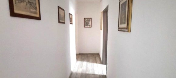 6 rooms House in Rosignano Marittimo, Italy No. 52162 9