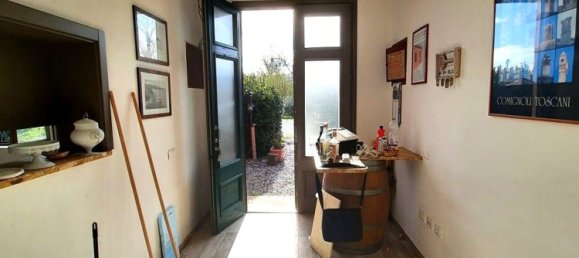 6 rooms House in Rosignano Marittimo, Italy No. 52162 2