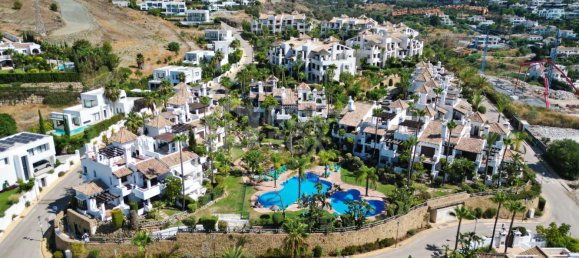 4 bedrooms Townhouse in El Paraiso, Spain No. 105919 55