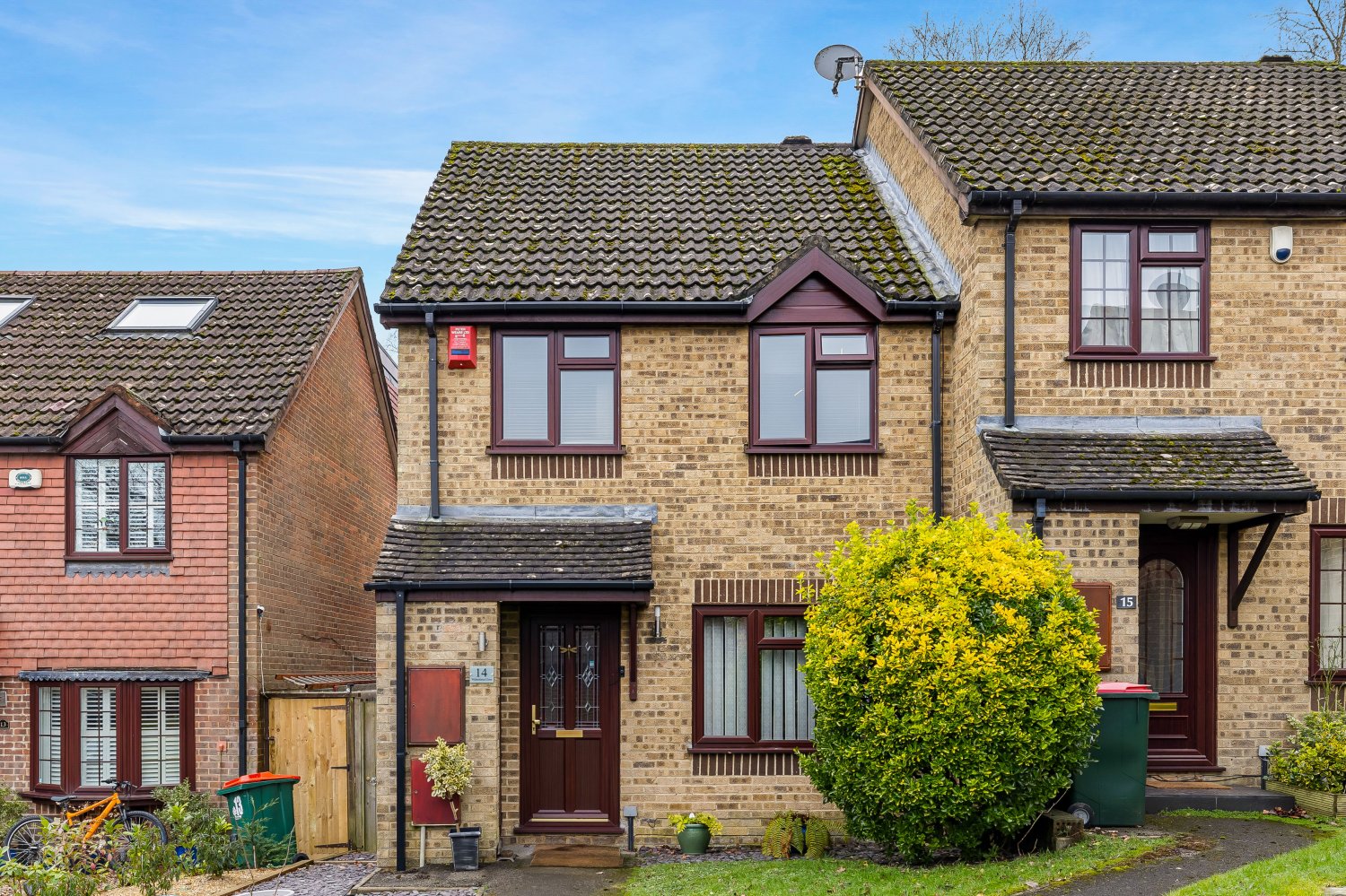 3 غرف نوم منزل في Crawley, United Kingdom رقم 1007