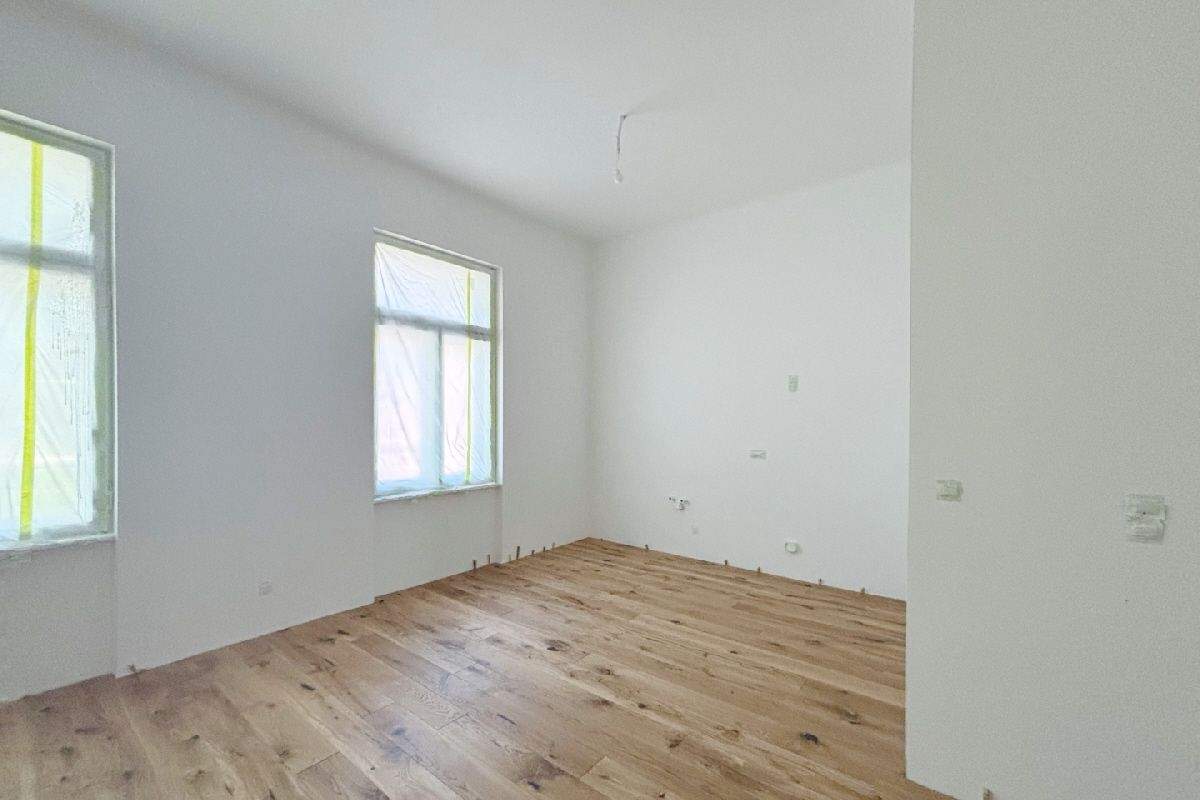 2-salle Appartement à Modling, Austria No. 219198