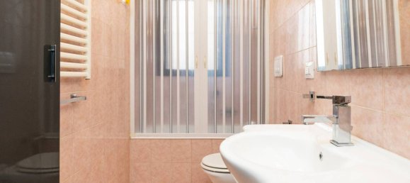 1 bedroom Apartment in Milan, Italy No. 350445 6