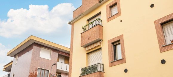 1 bedroom Apartment in Milan, Italy No. 350445 4