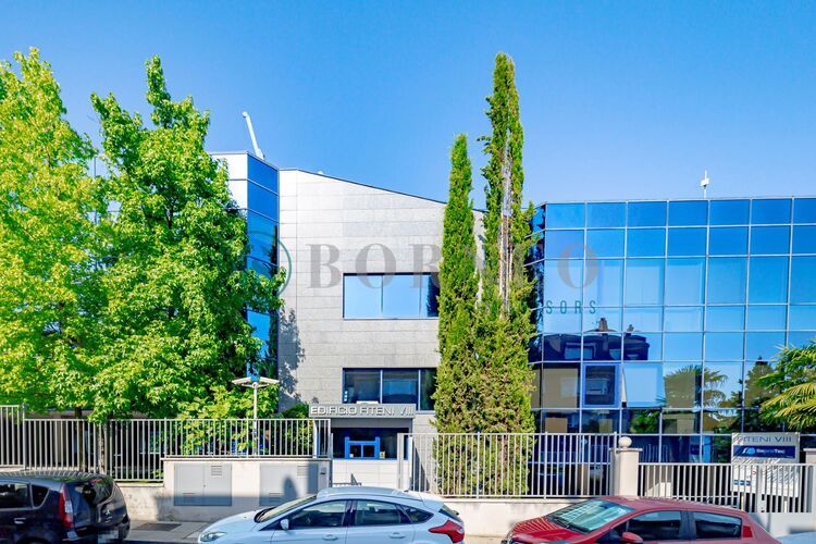 2176m² Office in Las Rozas de Madrid, Spain No. 63389