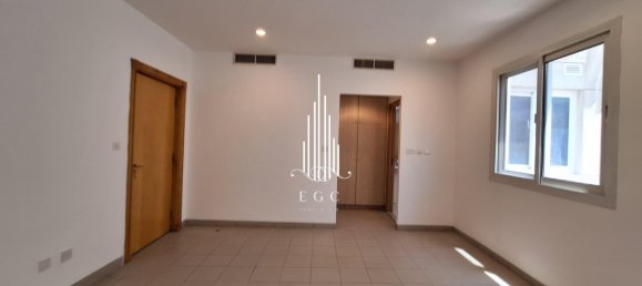 7 bedrooms Villa in Abu Dhabi, UAE No. 31198 27