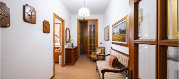4 bedrooms Villa in Poviglio, Italy No. 289474 14