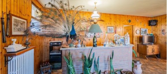 4 bedrooms Villa in Poviglio, Italy No. 289474 2