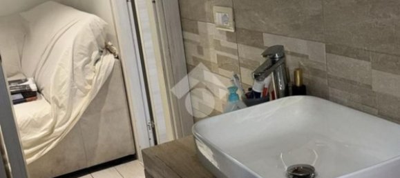 2 rooms Apartment in Rome, Italy No. 300094 7