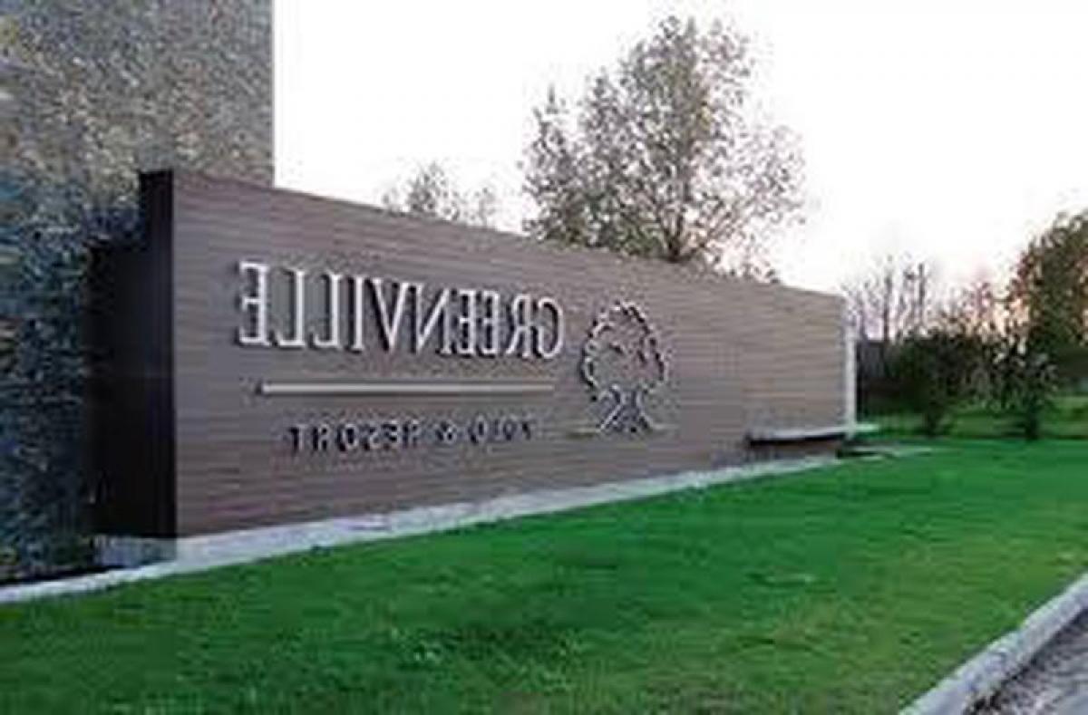  Land in Berazategui, Argentina No. 42664