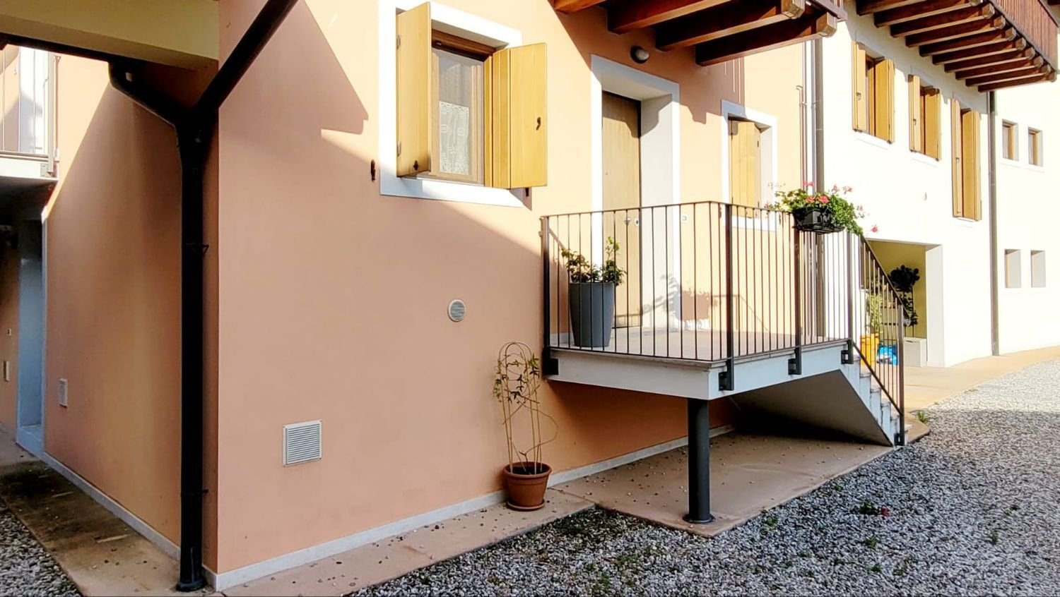 2 rooms Apartment in Udine, Italy No. 299017