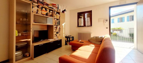 2 rooms Apartment in Udine, Italy No. 299017 2